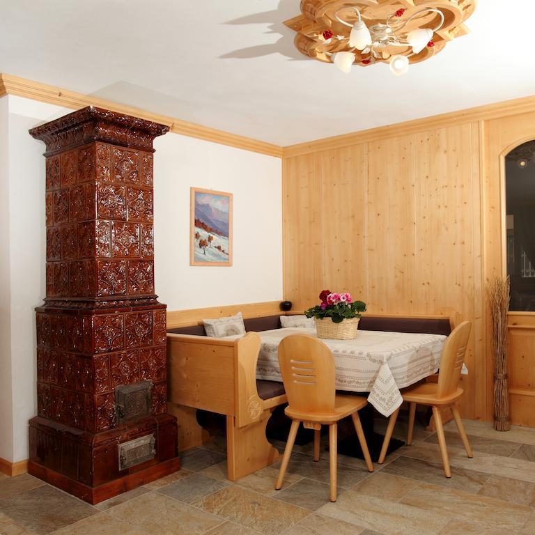 הוילה Cloz Agritur Al Canyon מראה חיצוני תמונה